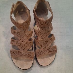 JBU Tan Women's Sandals